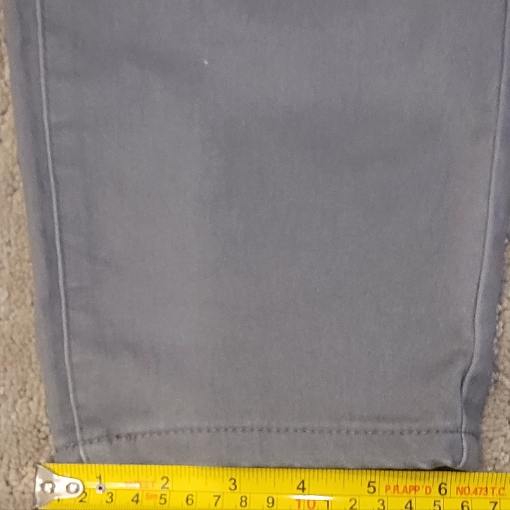 Chic Gray Pants/Jeggings - Picture 3 of 10